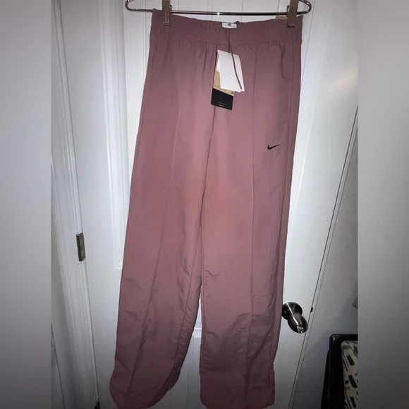 Nike Pink Track Pants with High-Rise Waist - Picture 13 of 16